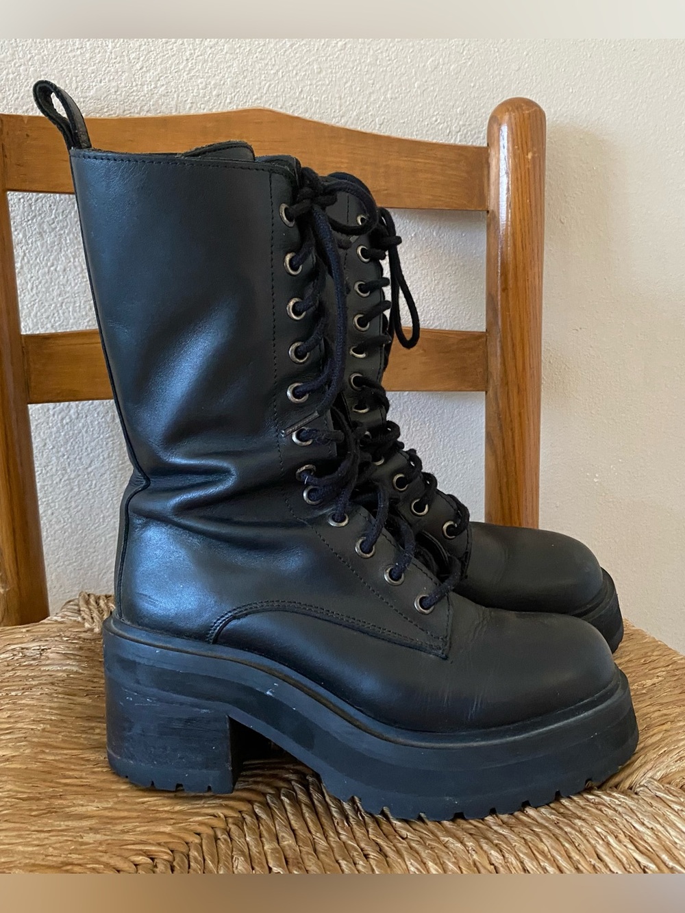 Steve Madden Jupiter Lace Up Platform Combat Boots Black Leather Chunky - Picture 2 of 10